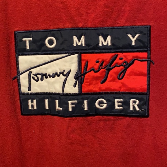 Vintage Throwback Tommy Hilfiger T-Shirt - Picture 2 of 3